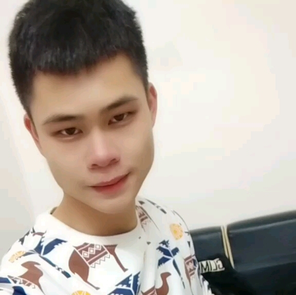 浪子的第一张照片--青岛相亲服务中心