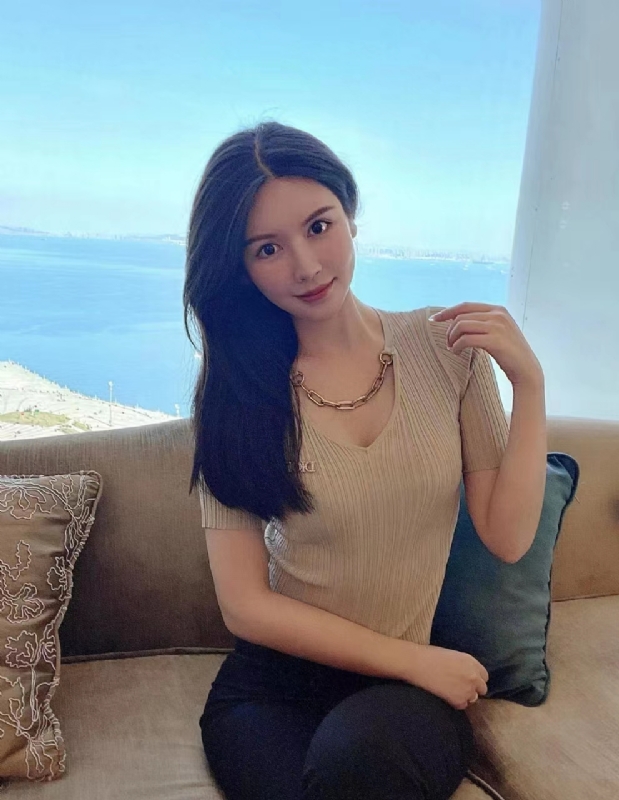 李芷晴的第一张照片--青岛相亲服务中心