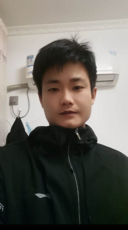 Mr丶Cui的第二张照片--青岛相亲服务中心