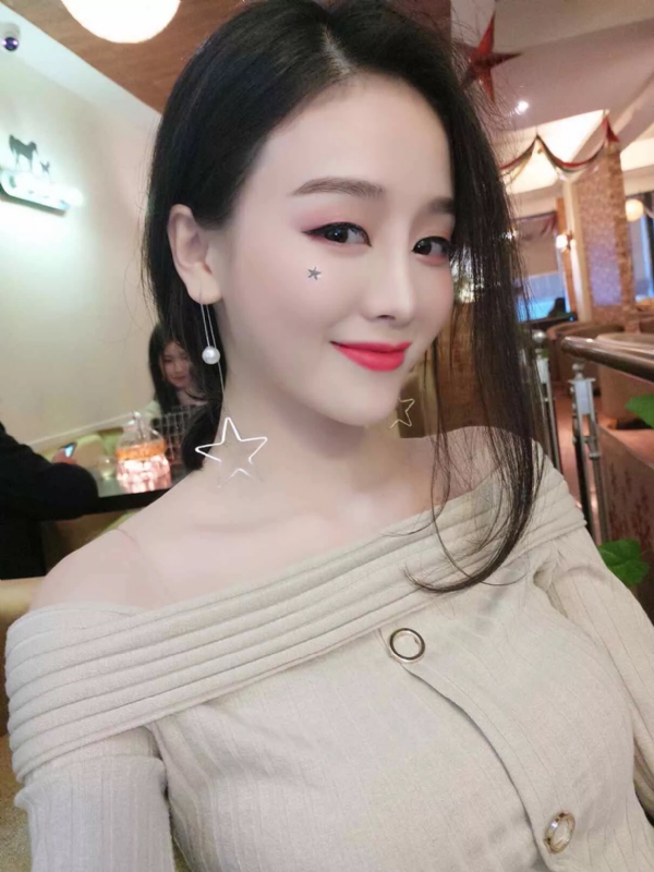 Cici的第四张照片--青岛相亲服务中心