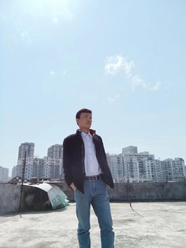 蓝色心情的第一张照片--青岛相亲服务中心