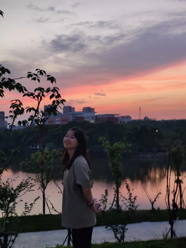 大白猫twx的第一张照片--青岛相亲服务中心