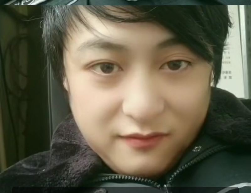 小玮的第一张照片--青岛相亲服务中心