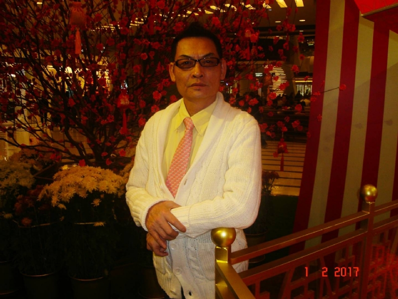 sun的第一张照片--青岛相亲服务中心