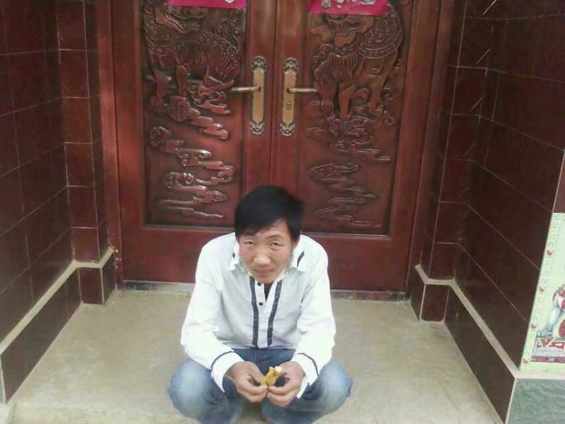 潘先生的第一张照片--青岛相亲服务中心