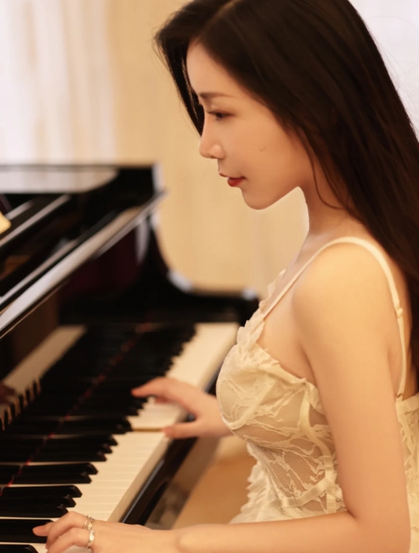 linlin的第二张照片--青岛相亲服务中心