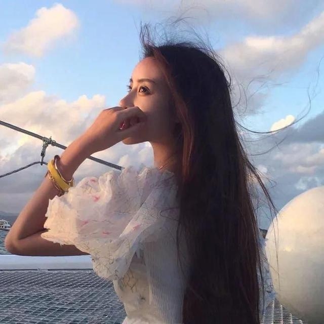 花想要的第一张照片--青岛相亲服务中心