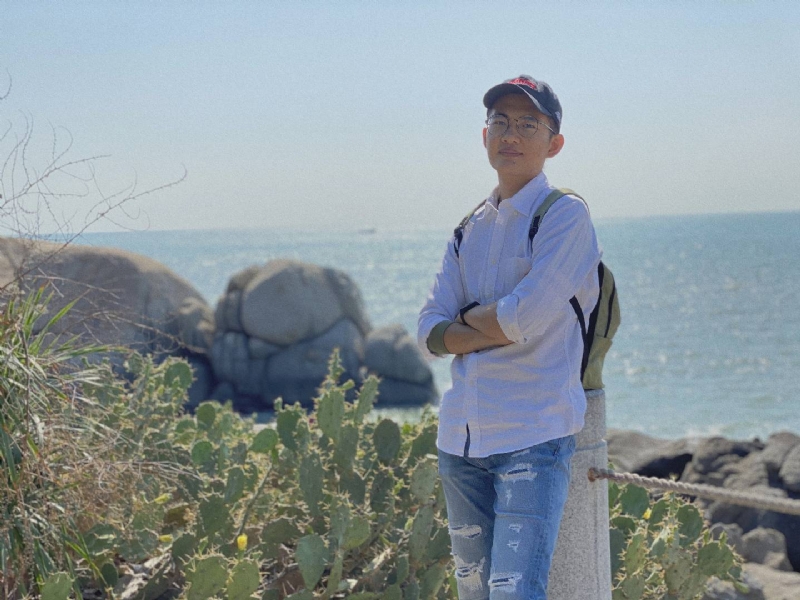 张妥妥的第一张照片--青岛相亲服务中心