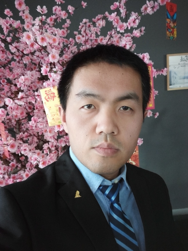 我就是个翻译的第一张照片--青岛相亲服务中心