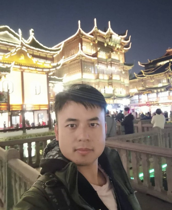 何先生he的第一张照片--青岛相亲服务中心