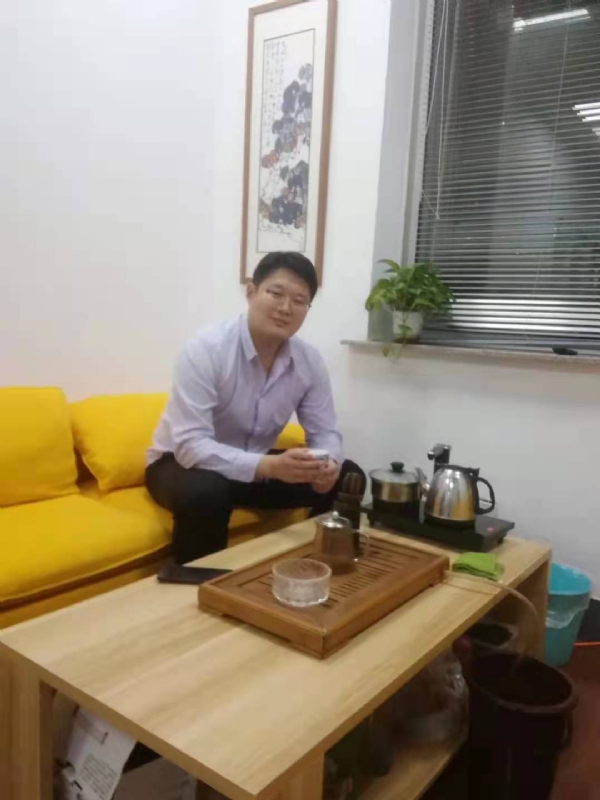 阳光的第一张照片--青岛相亲服务中心