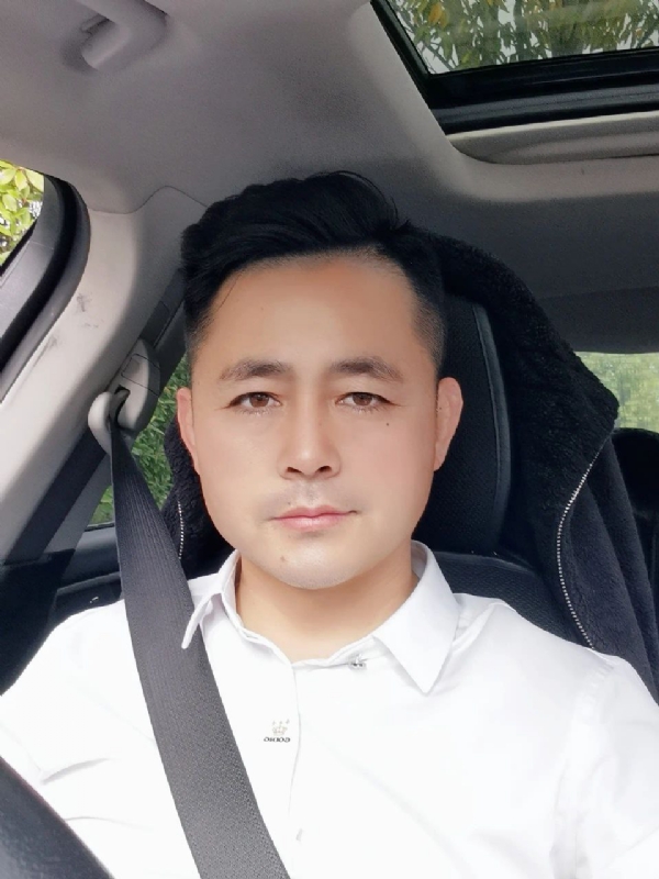 阿华大人的第二张照片--青岛相亲服务中心