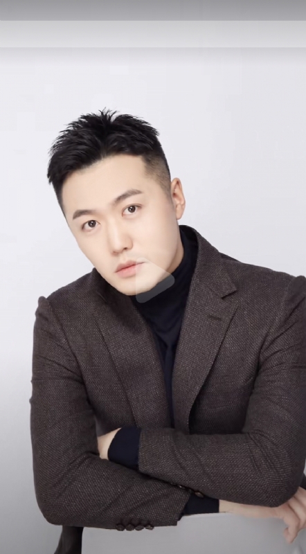 杨天枭的第一张照片--青岛相亲服务中心