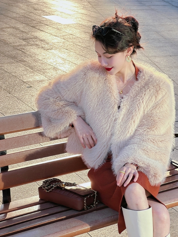 雷小姐的第一张照片--青岛相亲服务中心