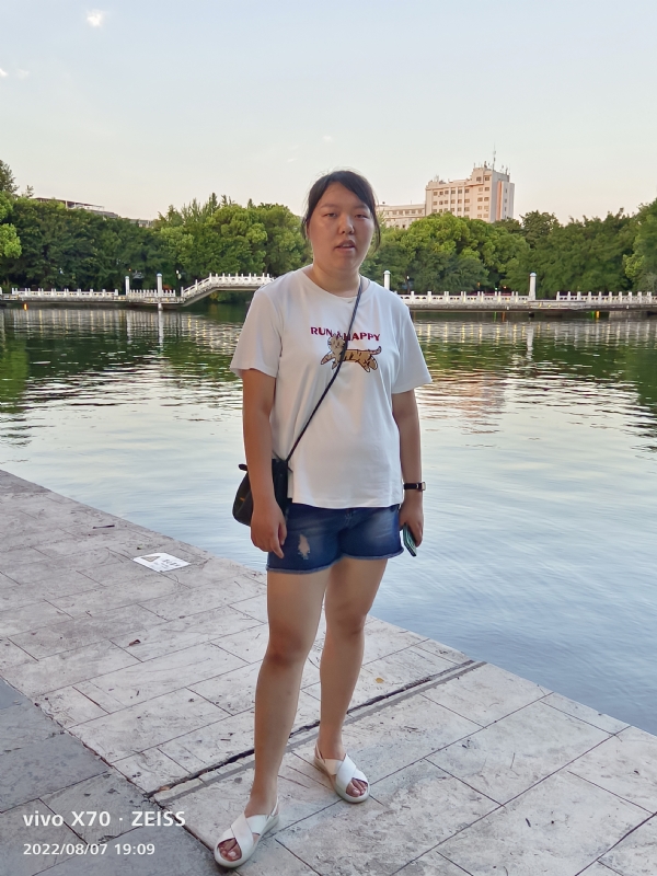 幸福触手可及的第一张照片--青岛相亲服务中心