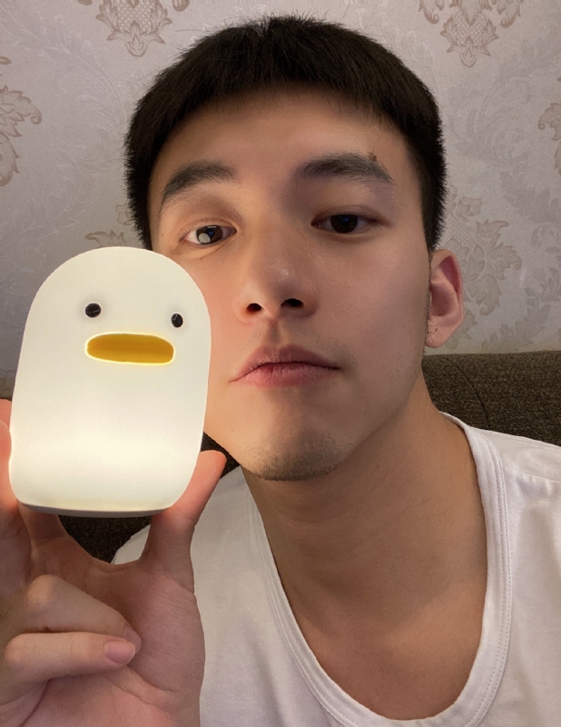 绝世大冤种的第三张照片--青岛相亲服务中心