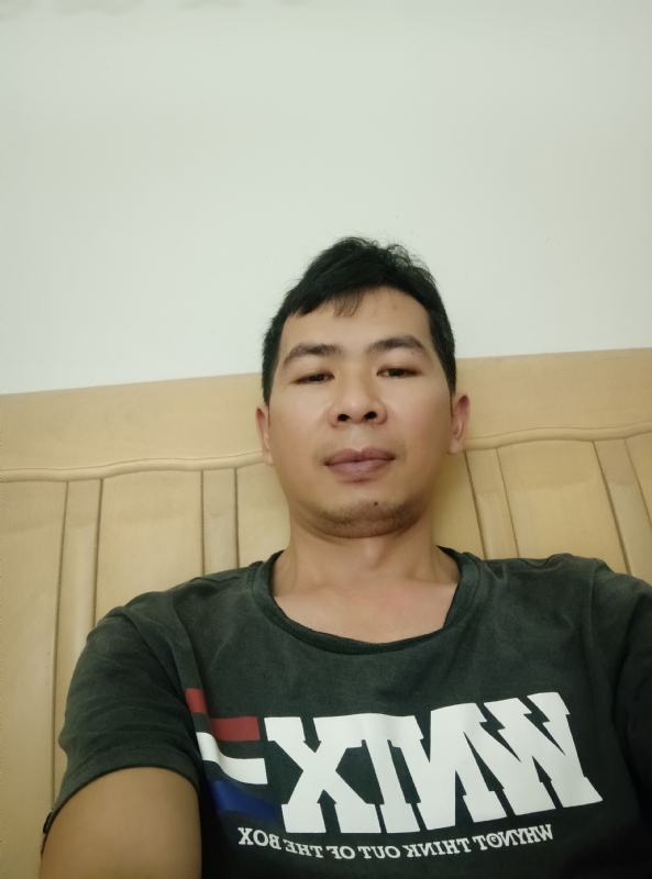 小伙子的第四张照片--青岛相亲服务中心