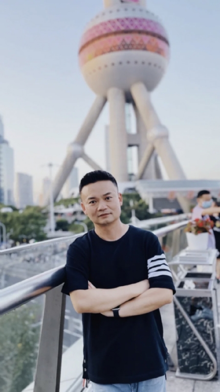 andy的第一张照片--青岛相亲服务中心