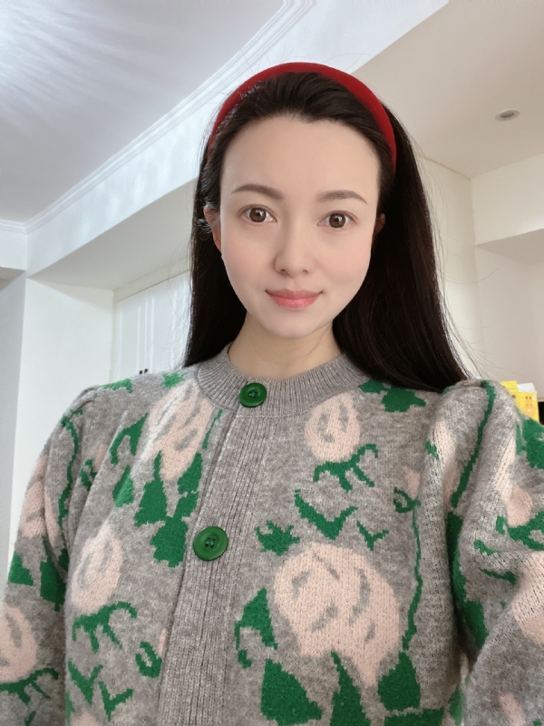 冬儿的第一张照片--青岛相亲服务中心