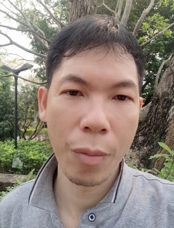 漂浮的云的第一张照片--青岛相亲服务中心