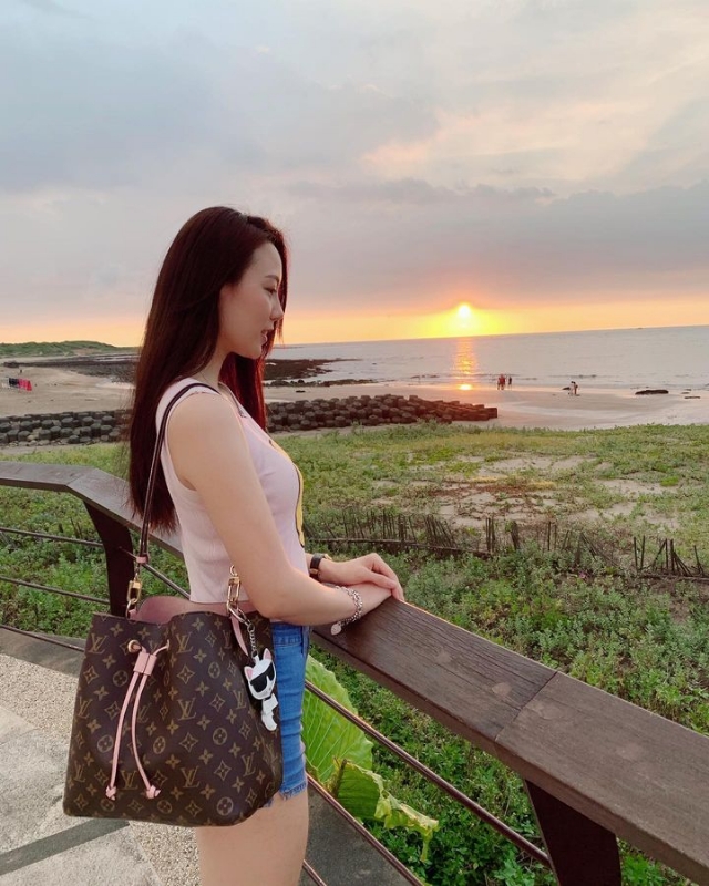 微微的第二张照片--青岛相亲服务中心