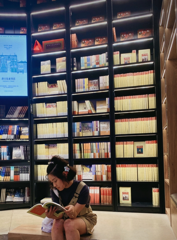 佳妹的第一张照片--青岛相亲服务中心