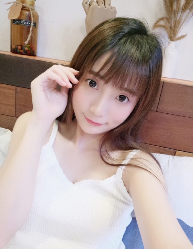 周悦的第五张照片--青岛相亲服务中心