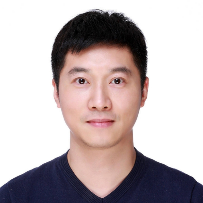 大手牵小手的第一张照片--青岛相亲服务中心