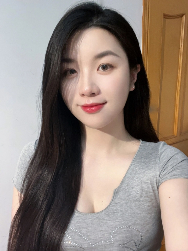 乔乔在寻爱的第一张照片--青岛相亲服务中心