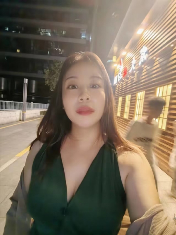 叶子青青的第四张照片--青岛相亲服务中心