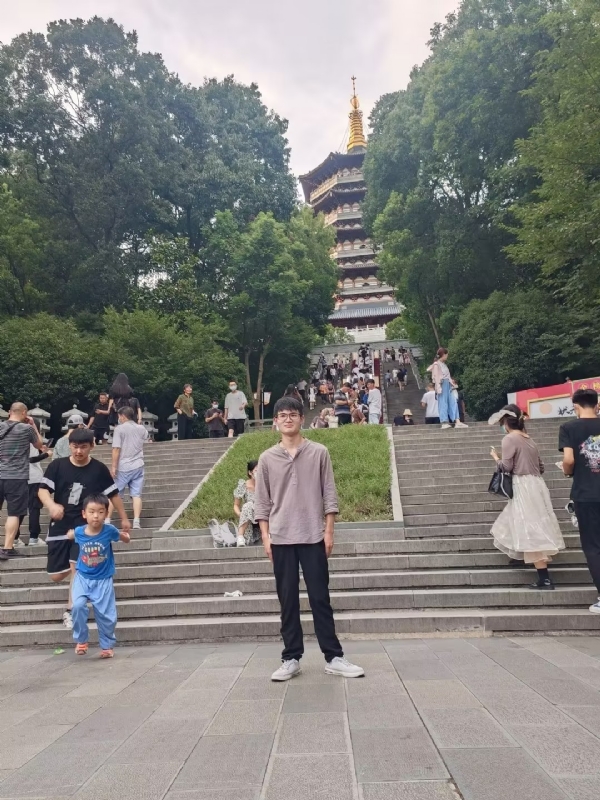 阳光男孩的第五张照片--青岛相亲服务中心