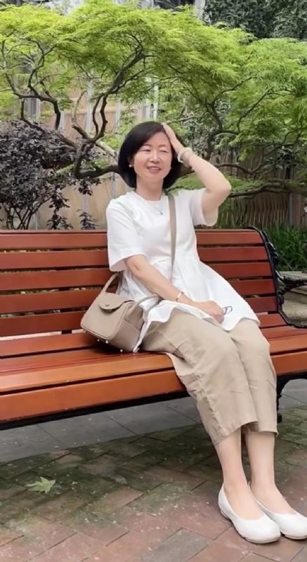 千年老母猪的第二张照片--青岛相亲服务中心