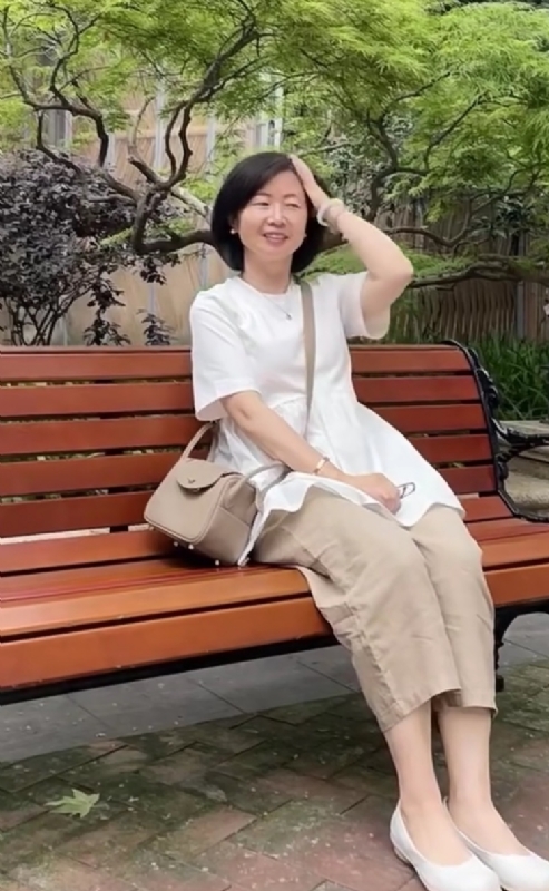 千年老母猪的第五张照片--青岛相亲服务中心