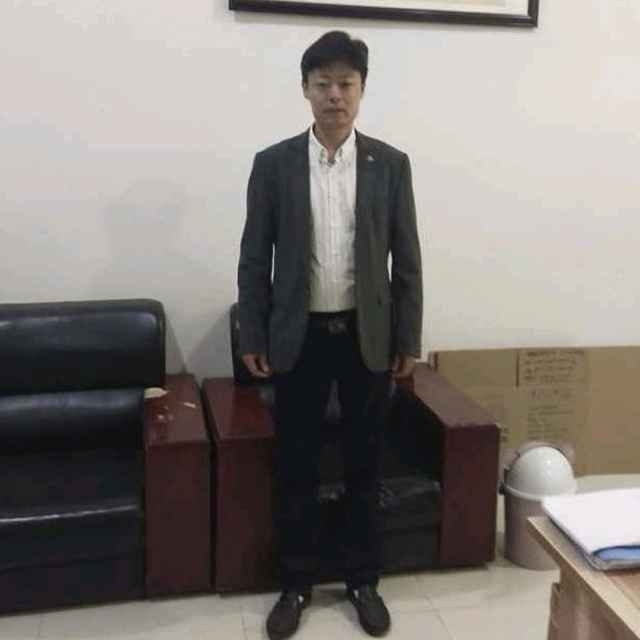 蓝天白云的第一张照片--青岛相亲服务中心