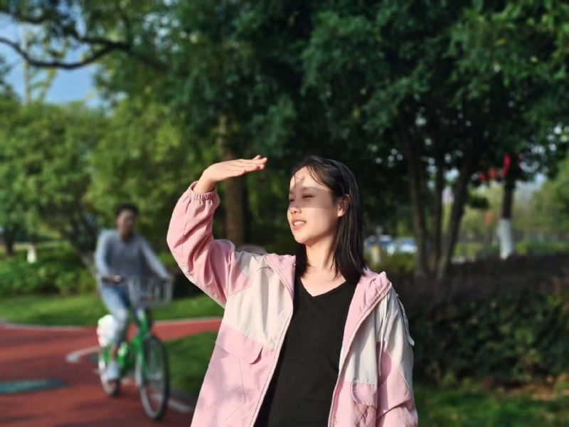 达拉崩吧的第一张照片--青岛相亲服务中心