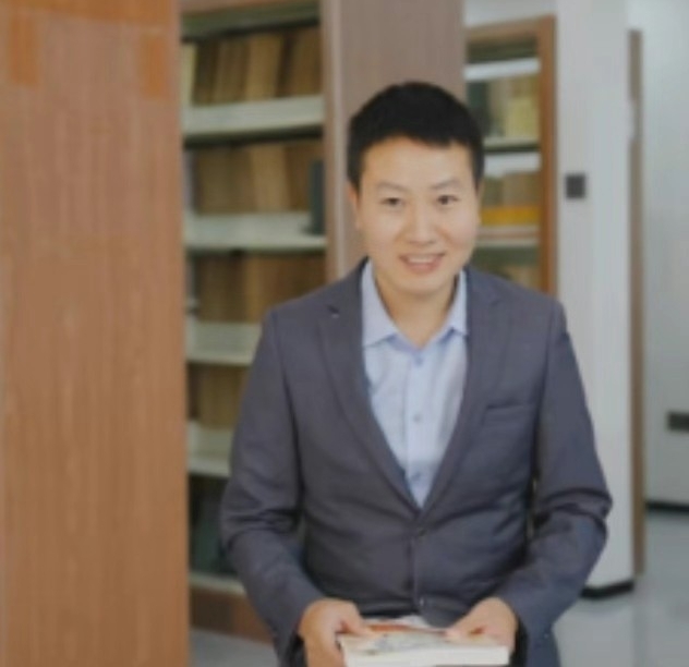 罗梓焜的第二张照片--青岛相亲服务中心