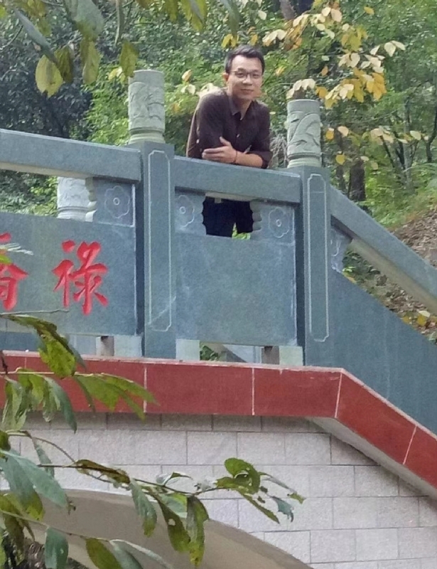 小茶的第二张照片--青岛相亲服务中心