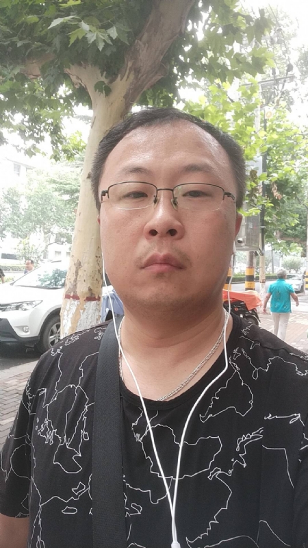 飘逸的星辰的第一张照片--青岛相亲服务中心