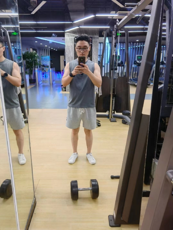 超哥的第一张照片--青岛相亲服务中心