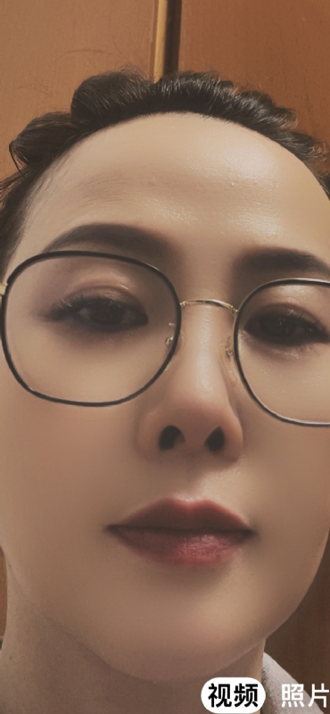 水女人的第一张照片--青岛相亲服务中心