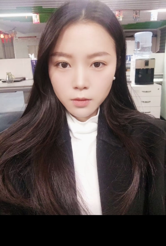 小月半的第一张照片--青岛相亲服务中心