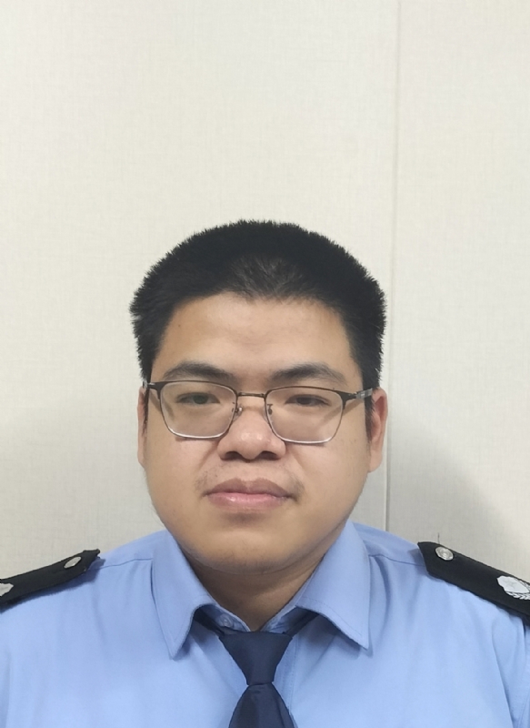 风雨同行的第一张照片--青岛相亲服务中心