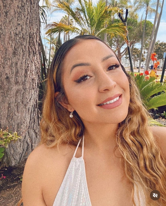 Tina的第一张照片--青岛相亲服务中心