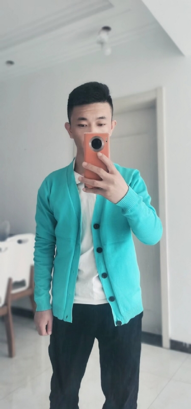 康荣振的第一张照片--青岛相亲服务中心