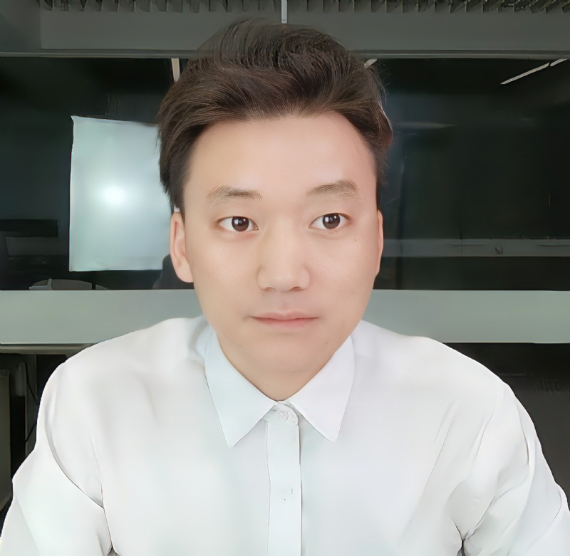 李日的第一张照片--青岛相亲服务中心