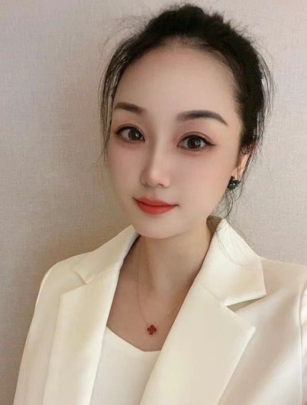 罗美女的第一张照片--青岛相亲服务中心