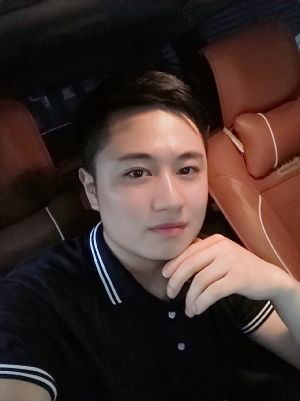 生活再继续的第一张照片--青岛相亲服务中心