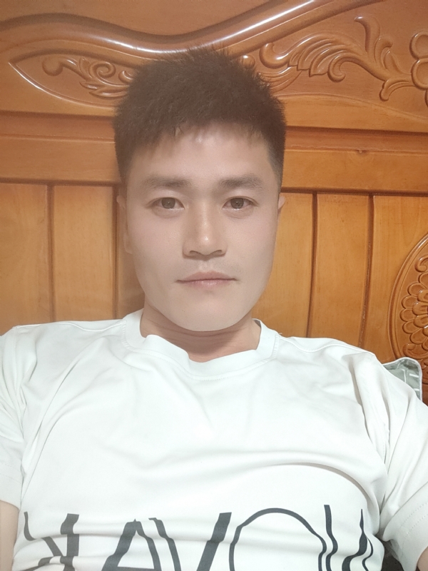 网球罗的第三张照片--青岛相亲服务中心