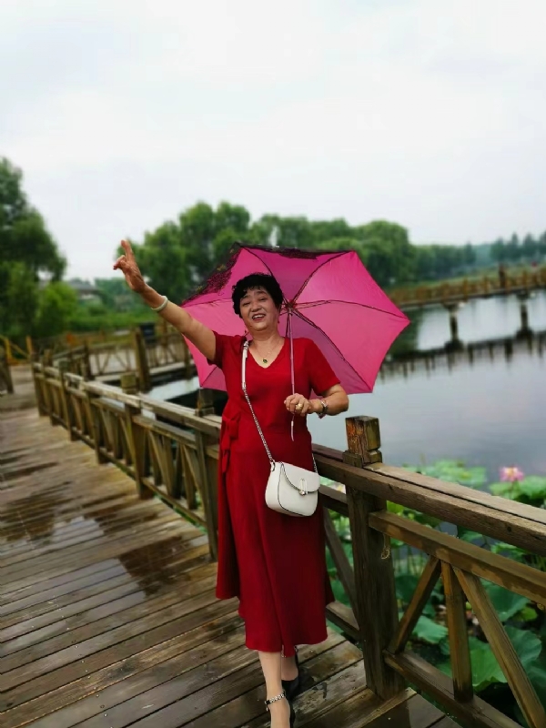 陈姐的第三张照片--青岛相亲服务中心