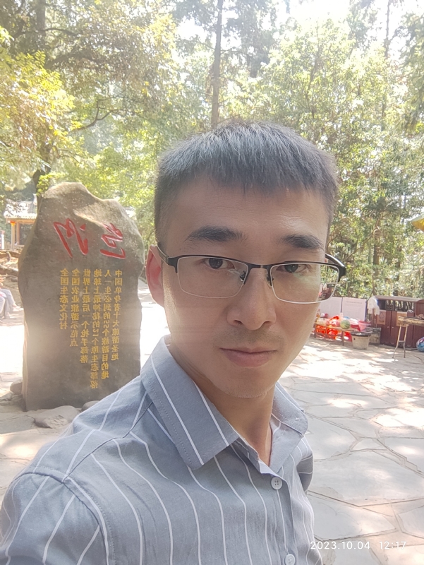 未来可期的第一张照片--青岛相亲服务中心